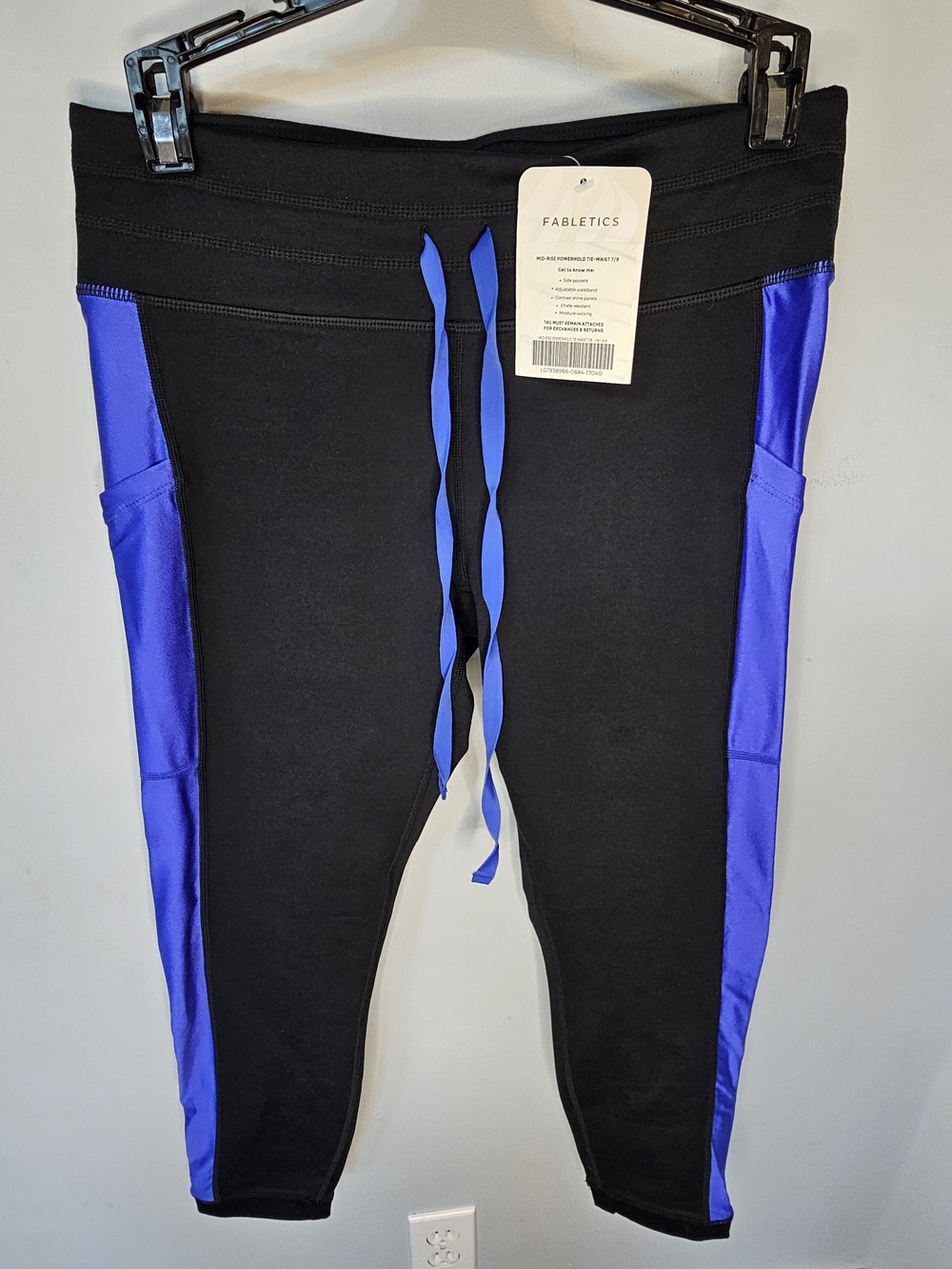 NWT Fabletics Mid-Rise Powerhold Tie-Waist 7/8 Legging Medium Black Blue